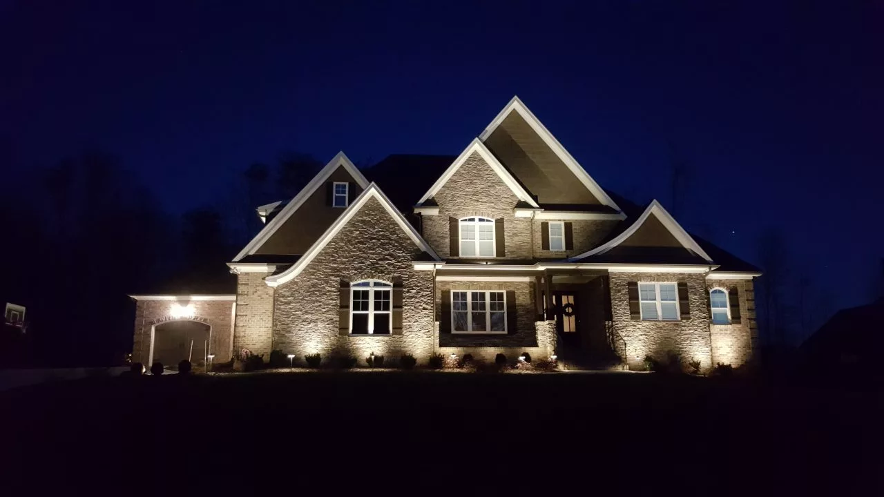 landscape-lighting-services