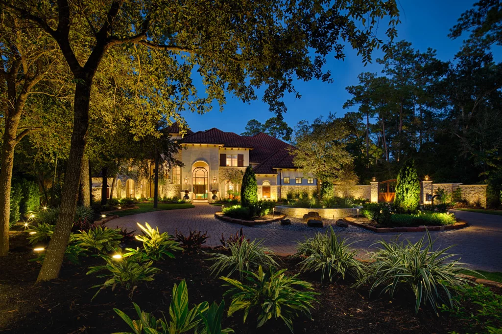 landscape-lighting-services